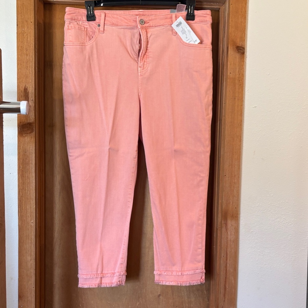 Chico's Coral Ankle Jeans